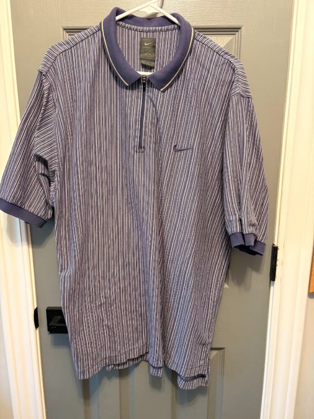 Vintage Nike Ying Yang Tiger Woods Stripes Blue White/ Nike Golf Vintage / XL